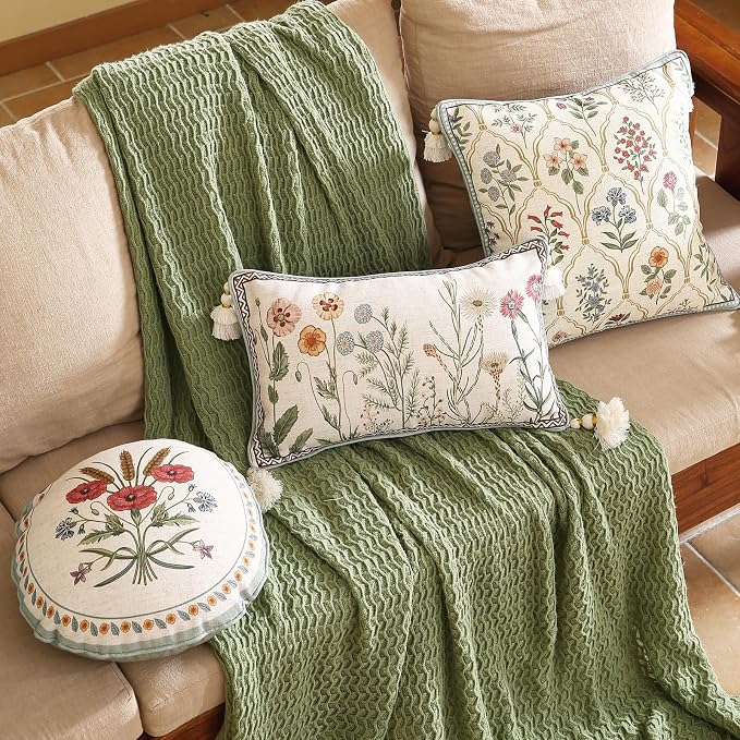 ISAENNE Designer Linen Throw Pillow Cover,Set of 2,18"x18"-Serenity B | Vintage Elegant Square Decor Pillow Cover,Concealed Zipper Design,Colorful Floral Pattern,Sofa,Bedroom,Living Room,Chairs
