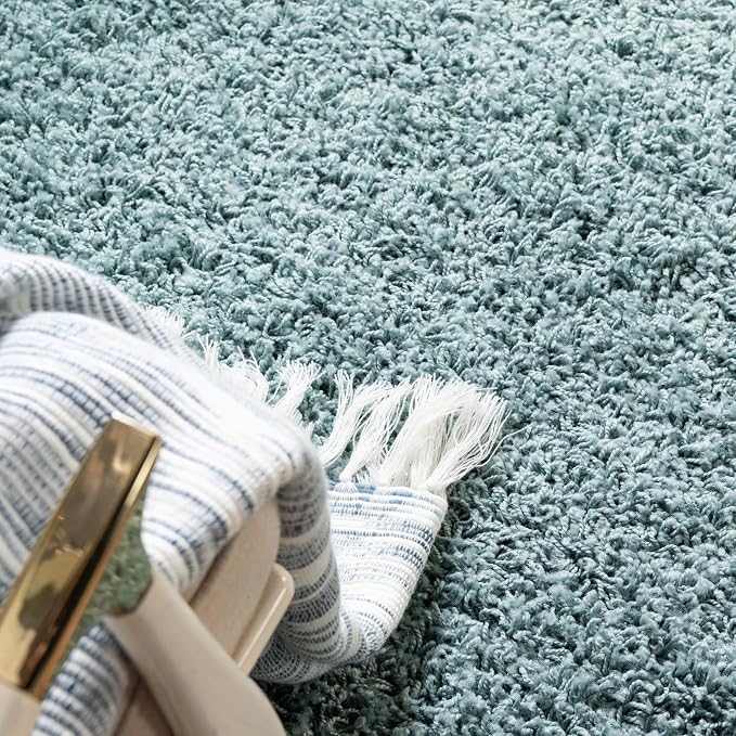 Unique Loom Solid Shag Collection Area Rug (7' 10" x 10' Oval, Light Slate Blue)