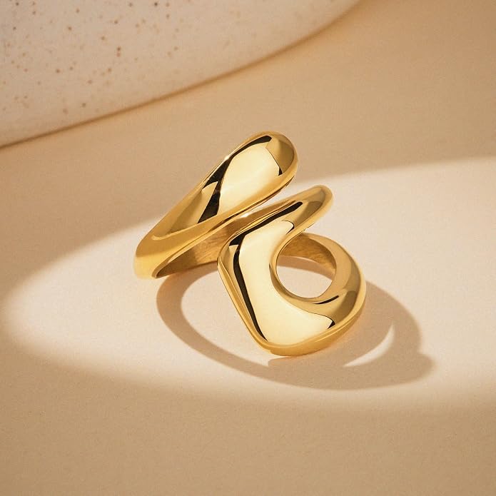 Gelbesty Waterproof Gold Statement Rings for Women, 14K Gold Plated Chunky Open Stackable Rings Non Tarnish Fashion Adjustable Stainless Steel Pinky Knuckle Signet Vintage Ring Jewelry Size 5-11