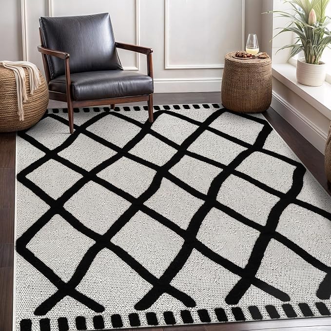 CAMILSON Modern Rug 4x6 Luxury Diamond Pattern Micro Loop Area Rugs Soft High-Low Pile Stain Resistant Easy to Clean Non-Shedding Durable Living Room Kitchen Indoor Carpet (Black/White)