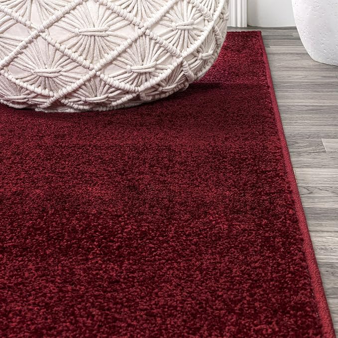 JONATHAN Y Haze Solid Low-Pile Dark Red 5x5 Square Indoor Area Rug, Coastal,Bohemian,Minimalist,Classic, Easy-Cleaning for Living Room,Bedroom,Kitchen,Pet Friendly,Non-Shedding (SEU100Q-5SQ)