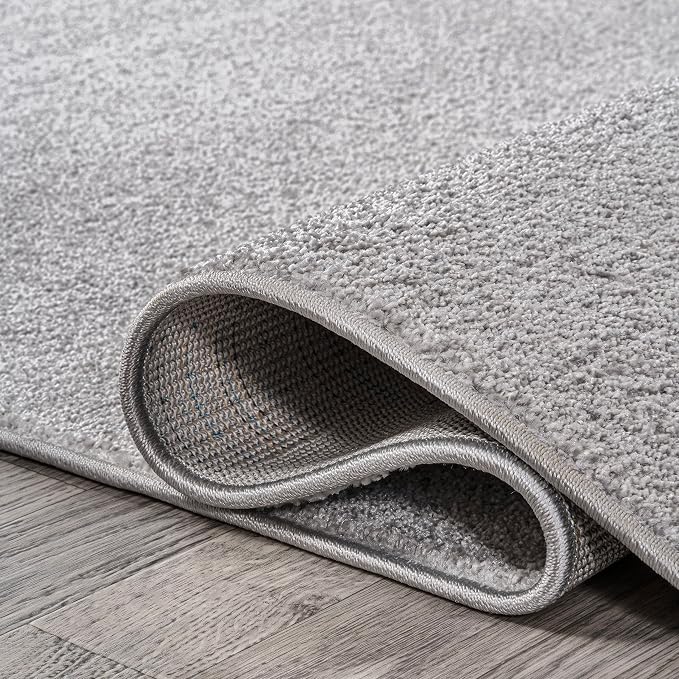 JONATHAN Y Haze Solid Low-Pile Light Gray 4' Round Indoor Area Rug, Coastal,Bohemian,Minimalist,Classic, Easy-Cleaning for Living Room,Bedroom,Kitchen,Pet Friendly,Non-Shedding (SEU100K-4R)
