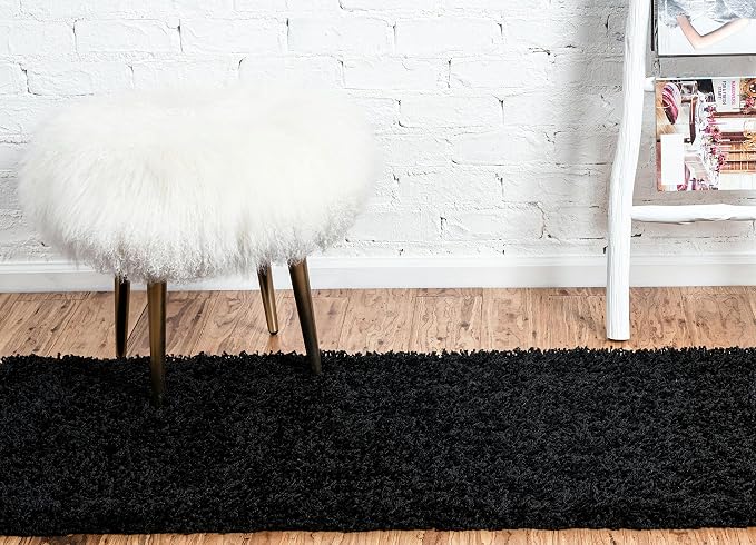 Unique Loom Solid Shag Collection Area Rug (2' 6" x 10' Runner, Jet Black) | Modern solid area rug for bathroom, hallway & mud room. Stain-resistant, easy-care, kid & pet friendly