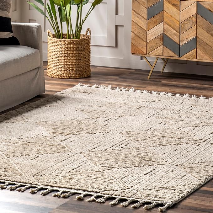 Nuloom Kerry Beige, 6'7" x 9', Geometric, Soft and Cozy, High Traffic, Stain Resistant, Easy Clean, Durable Area Rug for Bedroom, Living Room, Dining Space, Den, Foyer, Entryway