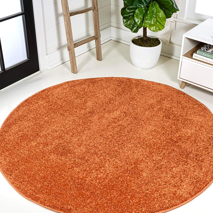 JONATHAN Y Haze Solid Low-Pile Orange 6' Round Indoor Area Rug, Coastal,Bohemian,Minimalist,Classic, Easy-Cleaning for Living Room,Bedroom,Kitchen,Pet Friendly,Non-Shedding (SEU100M-6R)