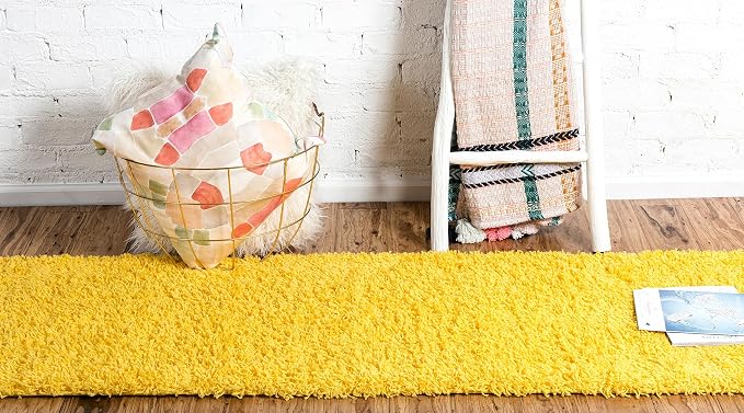 Unique Loom Solid Shag Collection Area Rug (2' 7" x 10' Runner Tuscan Sun Yellow)