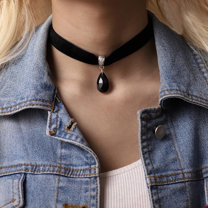Sacina Gothic Vintage Victorian Choker Necklace, Black Choker, Goth Vintage Jewelry Gift for Women, Halloween Christmas Jewelry Gift