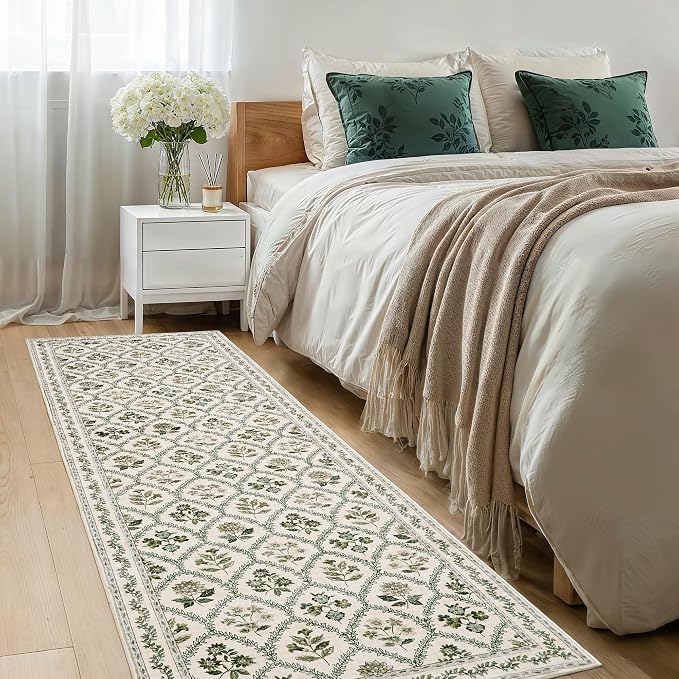 Olive Green Runner Rug 2x6 Boho Green Beige Area Rugs for Entryway, Washable, Vintage Farmhouse Bedroom Area Rugs Non Slip Bathroom Long Runner Kitchen Floor Mat Laundry Room Flower