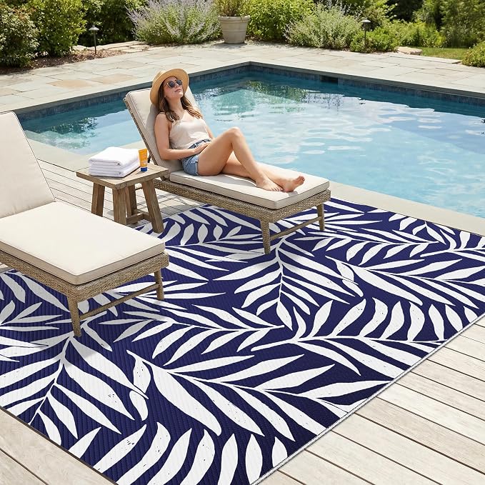 Smiry Outdoor Rug 5x8 ft, Waterproof Reversible Plastic Straw Rugs, Outdoor Area Rug with Leaf Pattern, Outside Floor Mat for Patio, Backyard, Deck, Picnic, Beach, Camping, Navy & White