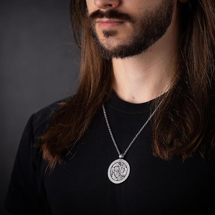 Baldur Jewelry - Viking Raven Crow Bird Necklace - Celtic Norse Odin Bird Raven Hugin Munin Pendant Necklace - Raven Wings Necklace - Raven Jewelry - Raven Skull Pendant - Raven Gifts