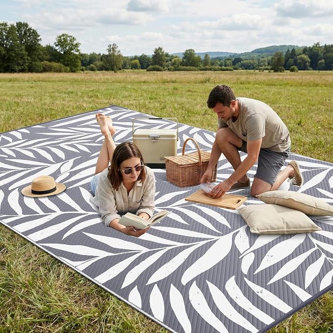 Smiry Outdoor Rug 6x9 ft, Waterproof Reversible Plastic Straw Rugs, Outdoor Area Rug with Leaf Pattern, Outside Floor Mat for Patio, Backyard, Deck, Picnic, Beach, Camping, Grey & White
