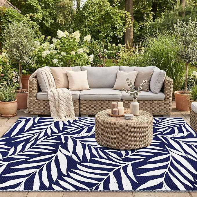 Smiry Outdoor Rug 5x8 ft, Waterproof Reversible Plastic Straw Rugs, Outdoor Area Rug with Leaf Pattern, Outside Floor Mat for Patio, Backyard, Deck, Picnic, Beach, Camping, Navy & White