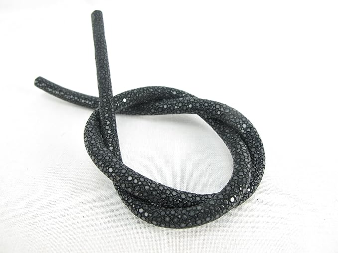 PELGIO Genuine Polished Stingray Skin Cord Black (6 mm. x 45 cm.)