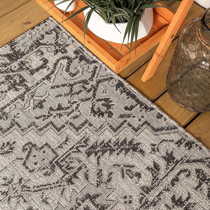 JONATHAN Y Boho Medallion Indoor Outdoor Square Area Rug 5X5 Black/Gray, Estrella Textured Weave for Backyard, Patio, Porch, Easy-Cleaning, High Traffic, Pet-Friendly, Non-Shedding (SMB105D-5SQ)