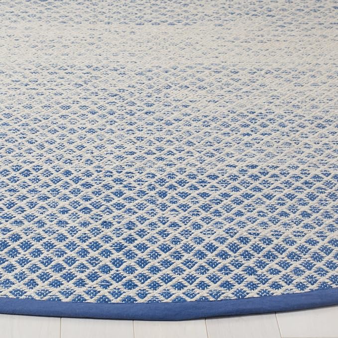 SAFAVIEH Montauk Collection Area Rug - 6' Round, Blue & Ivory, Handmade Cotton, Ideal for High Traffic Areas in Living Room, Bedroom (MTK601B)