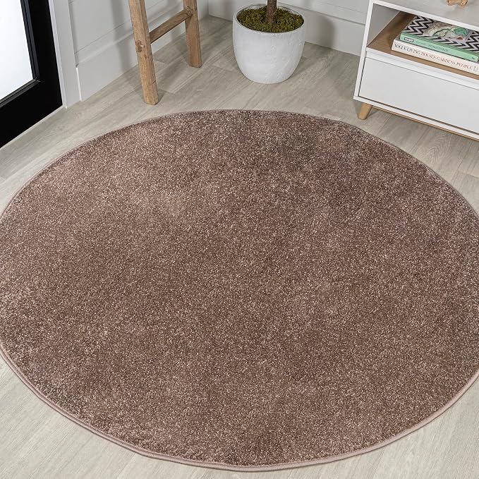 JONATHAN Y Haze Solid Low-Pile Brown 6' Round Indoor Area Rug, Coastal,Bohemian,Minimalist,Classic, Easy-Cleaning for Living Room,Bedroom,Kitchen,Pet Friendly,Non-Shedding (SEU100J-6R)