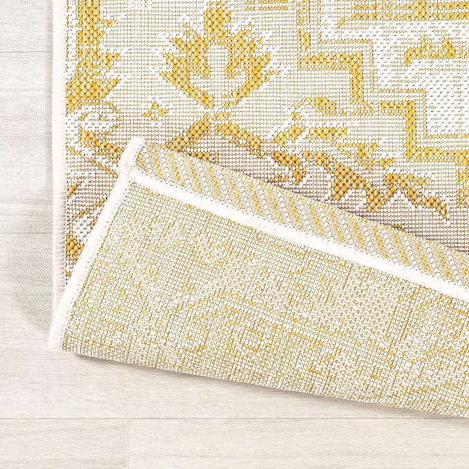 JONATHAN Y Boho Medallion Indoor Outdoor Area Rug 4X6 Cream/Yellow, Estrella Textured Weave for Backyard, Patio, Porch, Easy-Cleaning, High Traffic, Pet-Friendly, Non-Shedding (SMB105H-4)