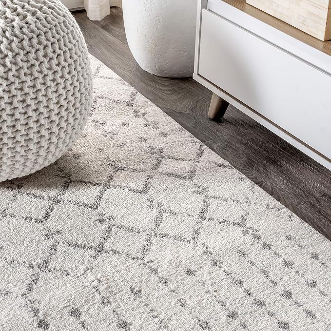 JONATHAN Y Boho Vintage Diamond Cream/Gray Round Area Rug 6 ft, Moroccan Hype for Living Room, Bedroom, Kitchen, Office, Easy-Cleaning, High Traffic, Pet-Friendly, Non-Shedding (MOH101B-6R)