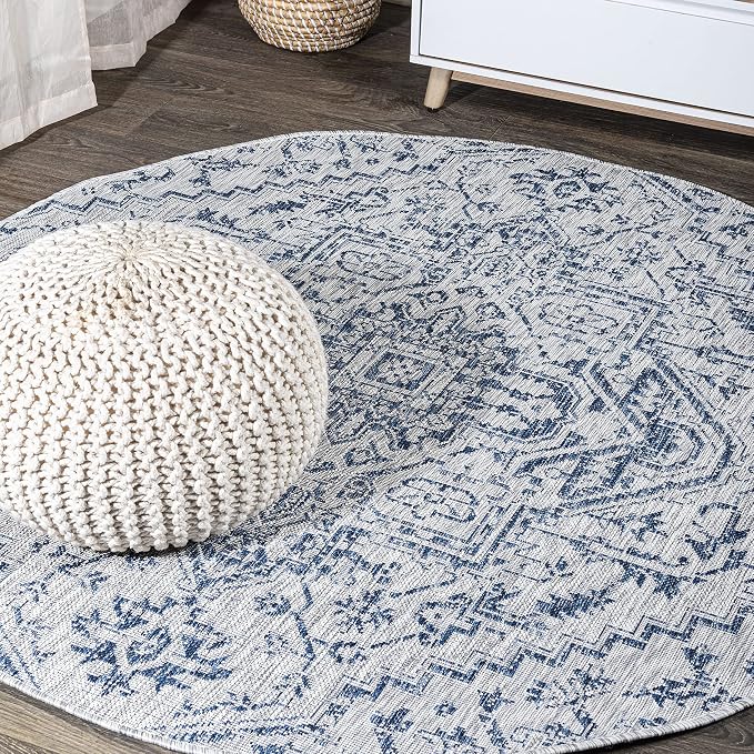JONATHAN Y Boho Medallion Indoor Outdoor Round Area Rug 5 Ft Navy/Gray, Estrella Textured Weave for Backyard, Patio, Porch, Easy-Cleaning, High Traffic, Pet-Friendly, Non-Shedding (SMB105B-5R)
