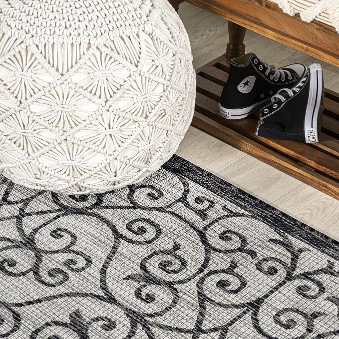 JONATHAN Y Vintage Filigree Indoor Outdoor Runner Rug 2X10 Light Gray/Black, Madrid Textured Weave for Backyard, Patio, Porch, Easy-Cleaning, High Traffic, Pet-Friendly, Non-Shedding (SMB107E-210)