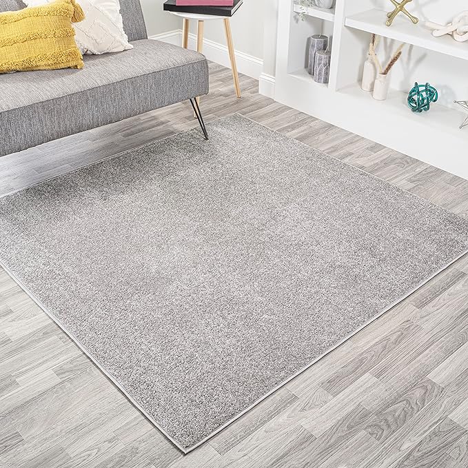 JONATHAN Y Haze Solid Low-Pile Light Gray 5x5 Square Indoor Area Rug, Coastal,Bohemian,Minimalist,Classic, Easy-Cleaning for Living Room,Bedroom,Kitchen,Pet Friendly,Non-Shedding (SEU100K-5SQ)