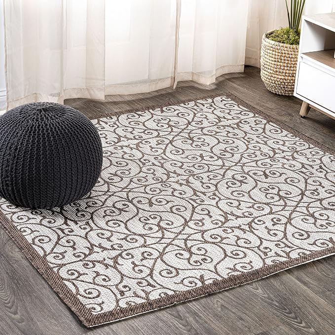 JONATHAN Y Vintage Filigree Indoor Outdoor Square Area Rug 5X5 Taupe/Espresso, Madrid Textured Weave for Backyard, Patio, Porch, Easy-Cleaning, High Traffic, Pet-Friendly, Non-Shedding (SMB107C-5SQ)