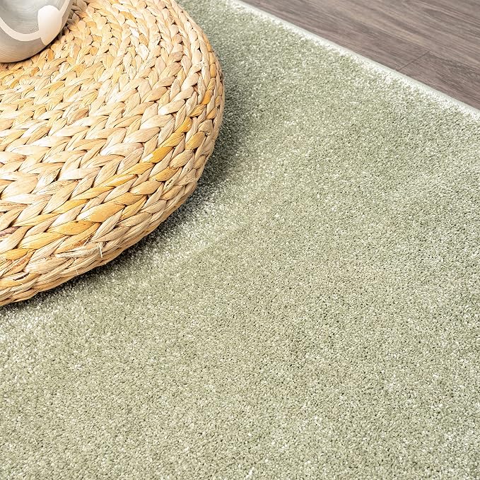 JONATHAN Y Haze Solid Low-Pile Green 6' Round Indoor Area Rug, Coastal,Bohemian,Minimalist,Classic, Easy-Cleaning for Living Room,Bedroom,Kitchen,Pet Friendly,Non-Shedding (SEU100O-6R)