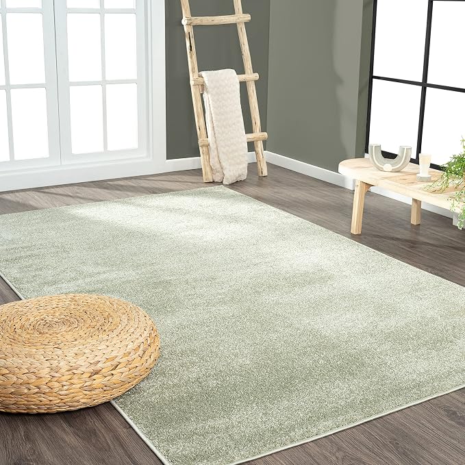 JONATHAN Y Haze Solid Low-Pile Green Indoor Area Rug 6x9, Coastal,Bohemian,Minimalist,Classic, Easy-Cleaning for Living Room,Bedroom,Kitchen,Pet Friendly,Non-Shedding (SEU100O-6)