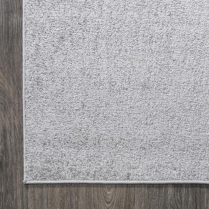 JONATHAN Y Haze Solid Low-Pile Light Gray Indoor Area Rug 6x9, Coastal,Bohemian,Minimalist,Classic, Easy-Cleaning for Living Room,Bedroom,Kitchen,Pet Friendly,Non-Shedding (SEU100K-6)