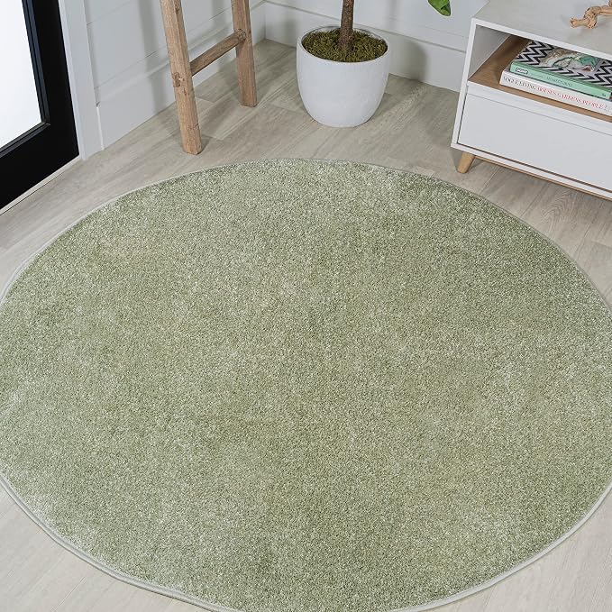 JONATHAN Y Haze Solid Low-Pile Green 6' Round Indoor Area Rug, Coastal,Bohemian,Minimalist,Classic, Easy-Cleaning for Living Room,Bedroom,Kitchen,Pet Friendly,Non-Shedding (SEU100O-6R)