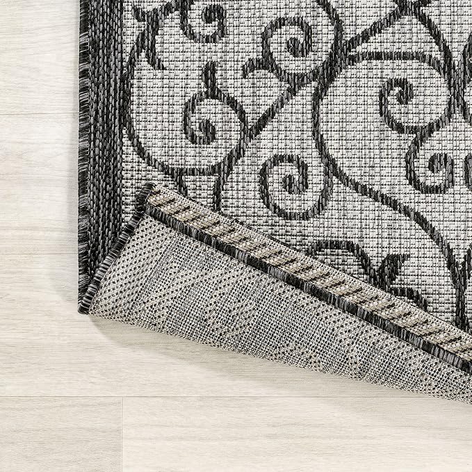 JONATHAN Y Vintage Filigree Indoor Outdoor Runner Rug 2X10 Light Gray/Black, Madrid Textured Weave for Backyard, Patio, Porch, Easy-Cleaning, High Traffic, Pet-Friendly, Non-Shedding (SMB107E-210)