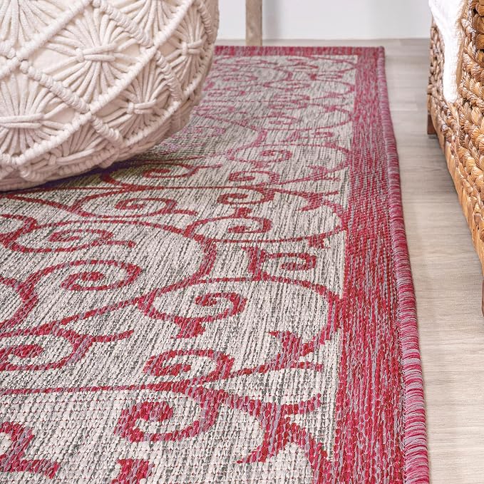 JONATHAN Y Vintage Filigree Indoor Outdoor Area Rug 4X6 Light Gray/Fuchsia, Madrid Textured Weave for Backyard, Patio, Porch, Easy-Cleaning, High Traffic, Pet-Friendly, Non-Shedding (SMB107I-4)