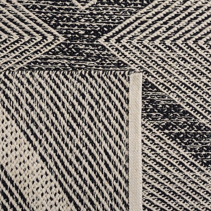 SAFAVIEH Montauk Collection Area Rug - 10' x 14', Black, Handmade Cotton, Ideal for High Traffic Areas in Living Room, Bedroom (MTK821D)