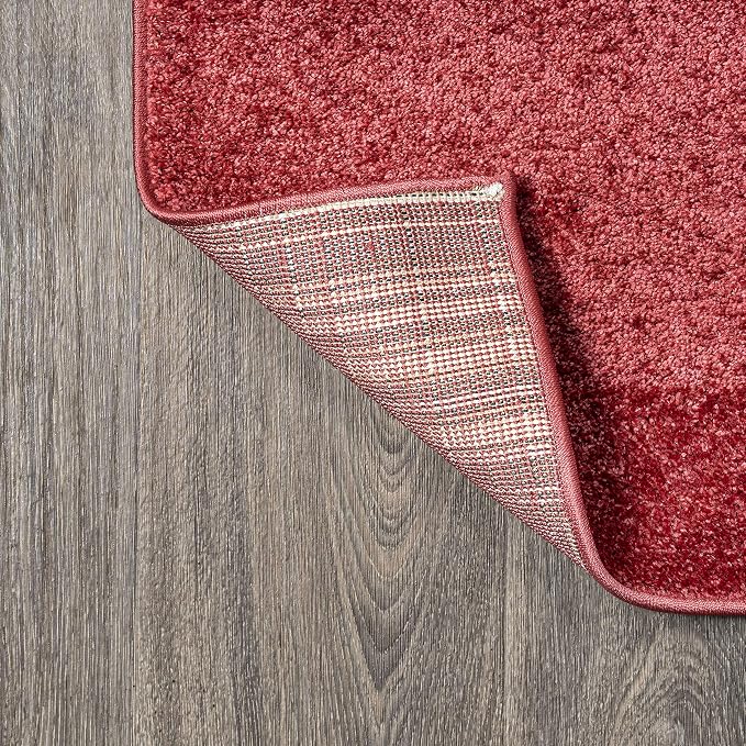 JONATHAN Y Haze Solid Low-Pile Red Indoor Area Rug 8x10, Coastal,Bohemian,Minimalist,Classic, Easy-Cleaning for Living Room,Bedroom,Kitchen,Pet Friendly,Non-Shedding (SEU100E-8)